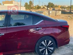 نيسان ألتيما